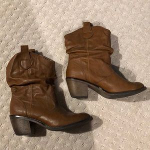 Xappeal low cut boots. Size 8.
